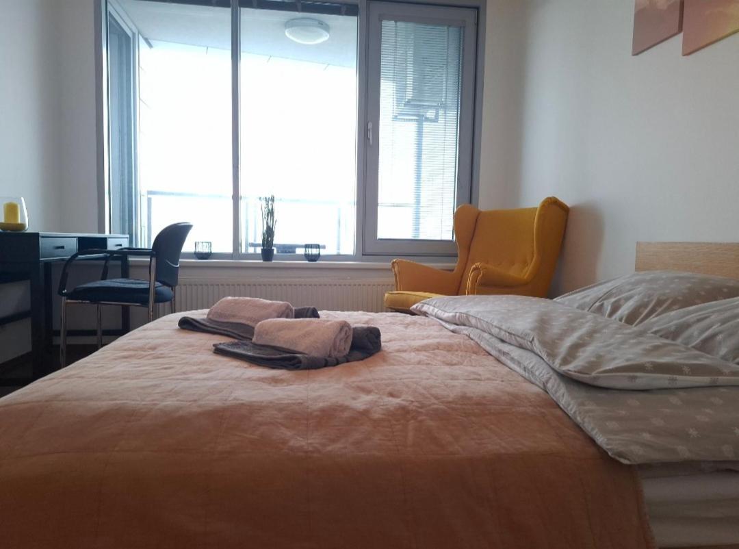 A Zen Getaway With Garage Parking Апартаменти Братислава